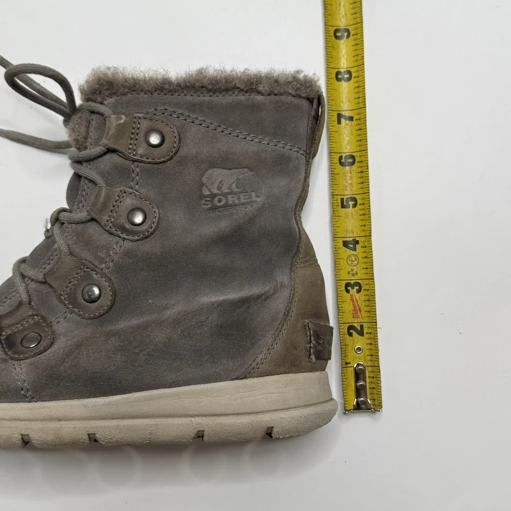 Sorel Winter Boots Womens 9.5 Explorer Joan Gray Suede Faux‎ Fur NL3039-052
